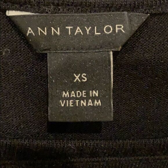 nwot Ann Taylor tie waist knit top in extra small - Picture 2 of 5
